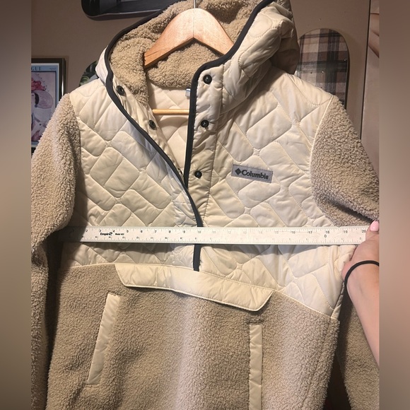 Women’s NEW Columbia fleece/puffer hoodie jacket - Picture 7 of 7